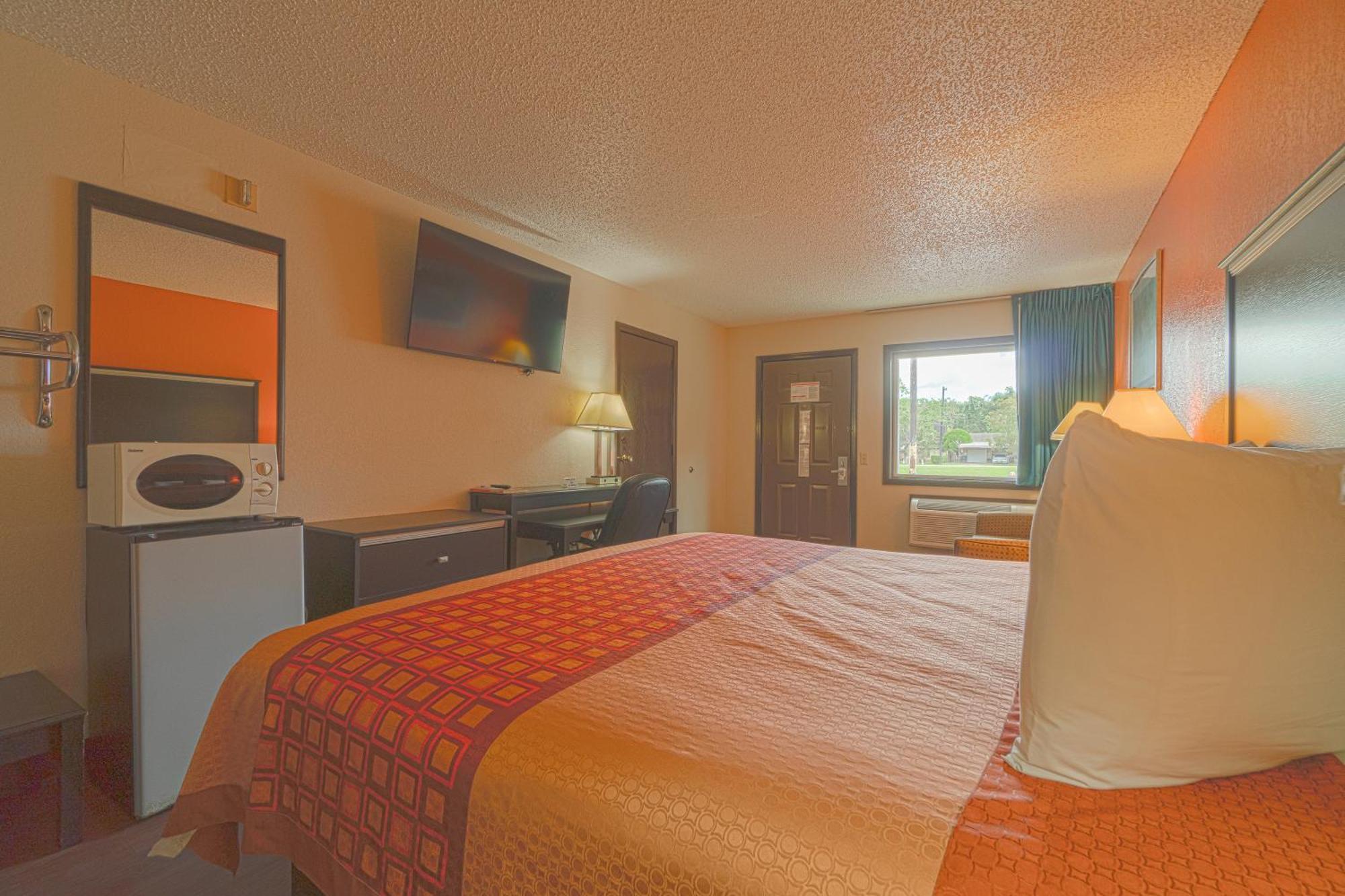 Regency Inn & Suites By Oyo Bay City Tx Exteriér fotografie