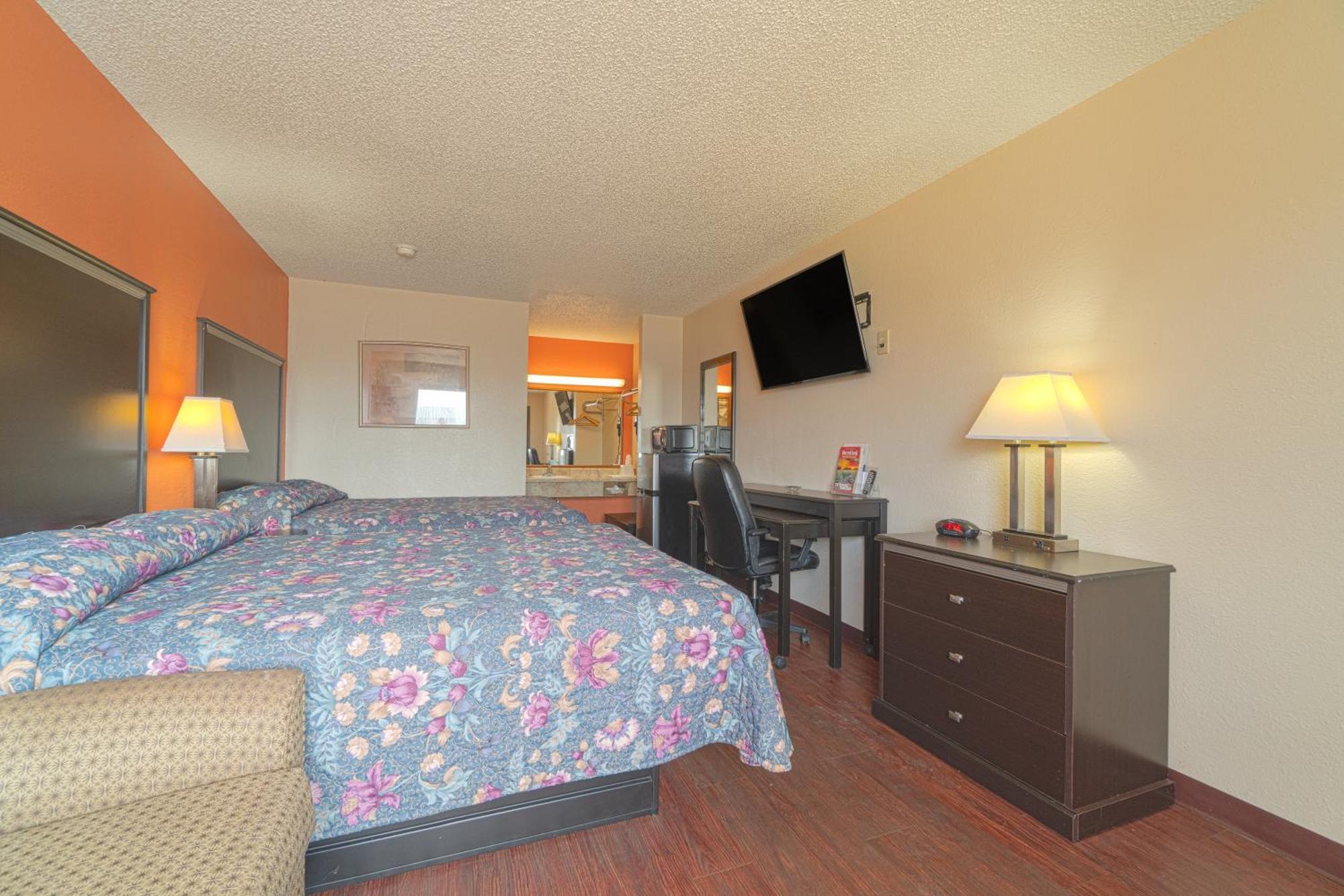 Regency Inn & Suites By Oyo Bay City Tx Exteriér fotografie