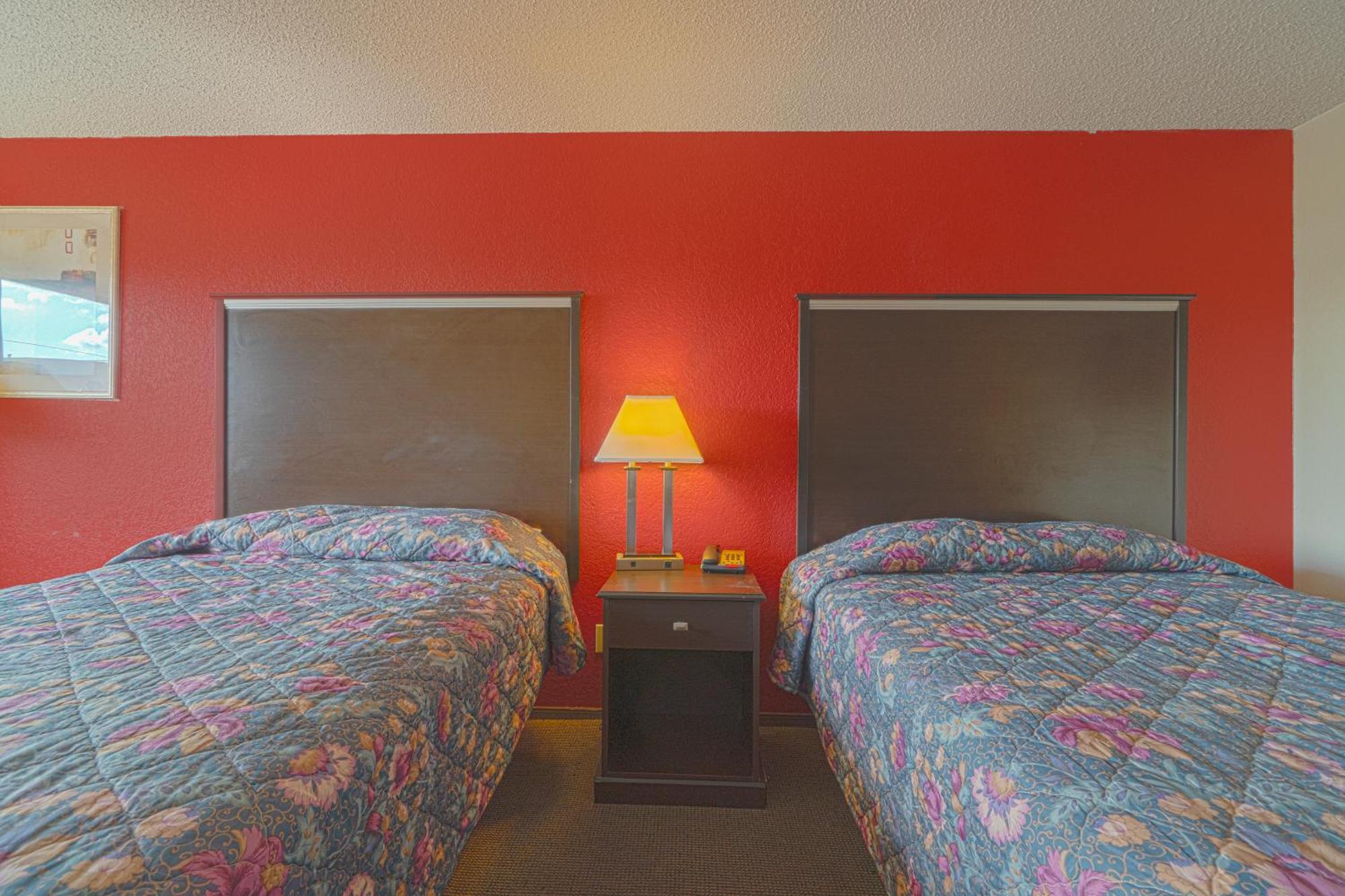 Regency Inn & Suites By Oyo Bay City Tx Exteriér fotografie