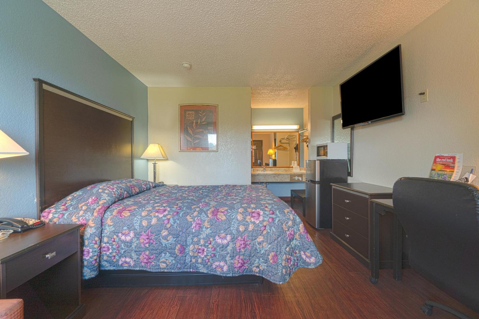 Regency Inn & Suites By Oyo Bay City Tx Exteriér fotografie